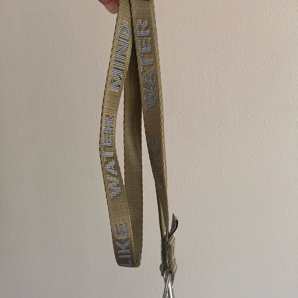 BAGGU mind like water lanyard